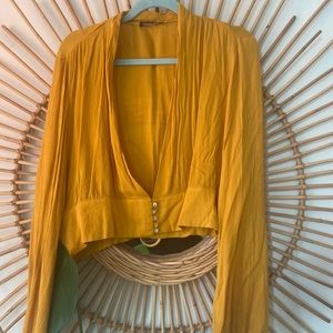 Fashion Nova sz3X bell sleeve crop top with bottons and deep V neck